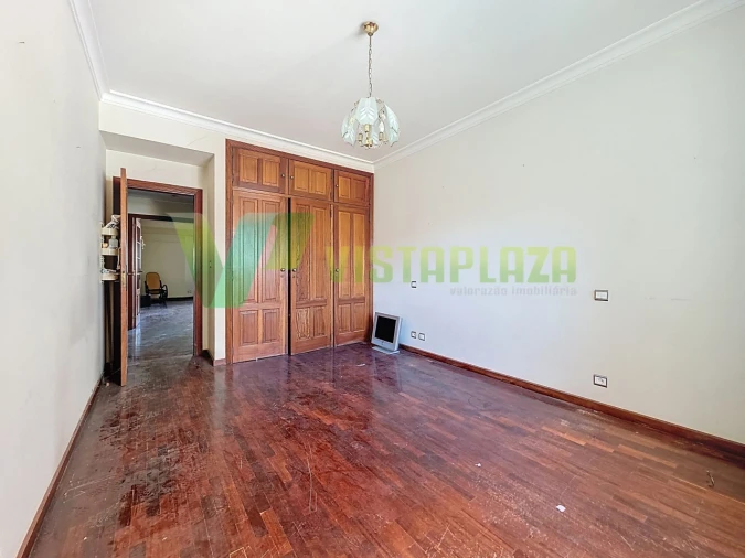 Apartamento T4 para Venda em Areeiro Foto 17