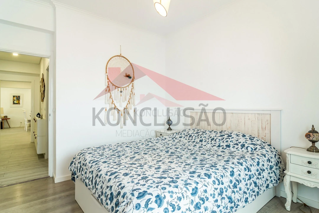 Apartamento T4 para Venda em Póvoa de Santa Iria e Forte da Casa Foto 13