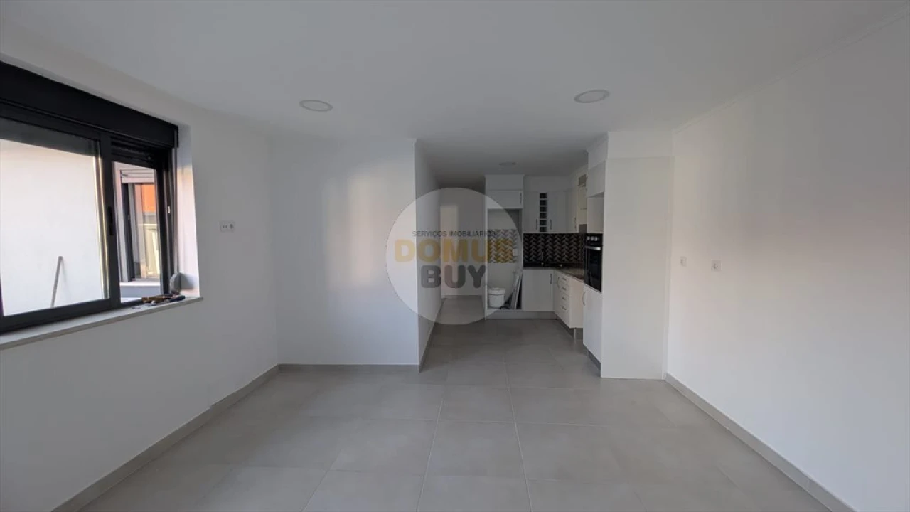 Moradia T2 para Venda em Baixa da Banheira e Vale da Amoreira Foto 5