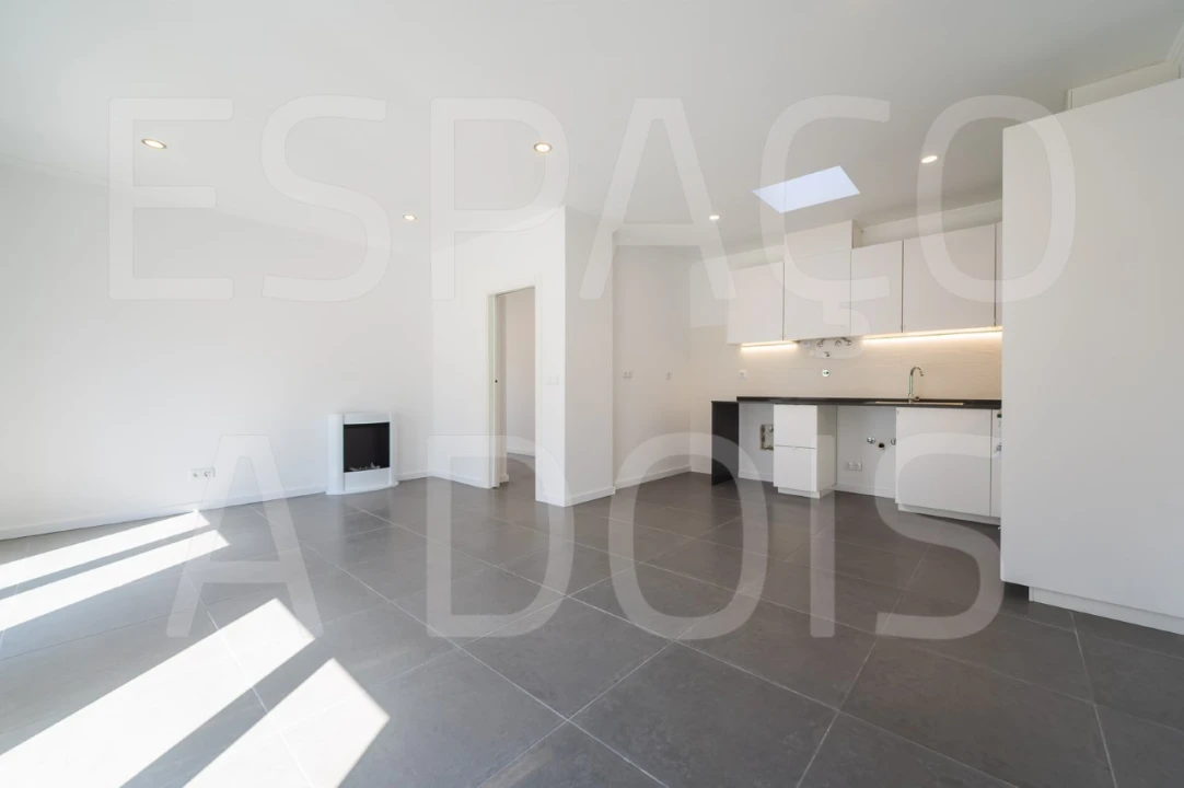 Moradia T2 para Venda em Mina de Água Foto 23