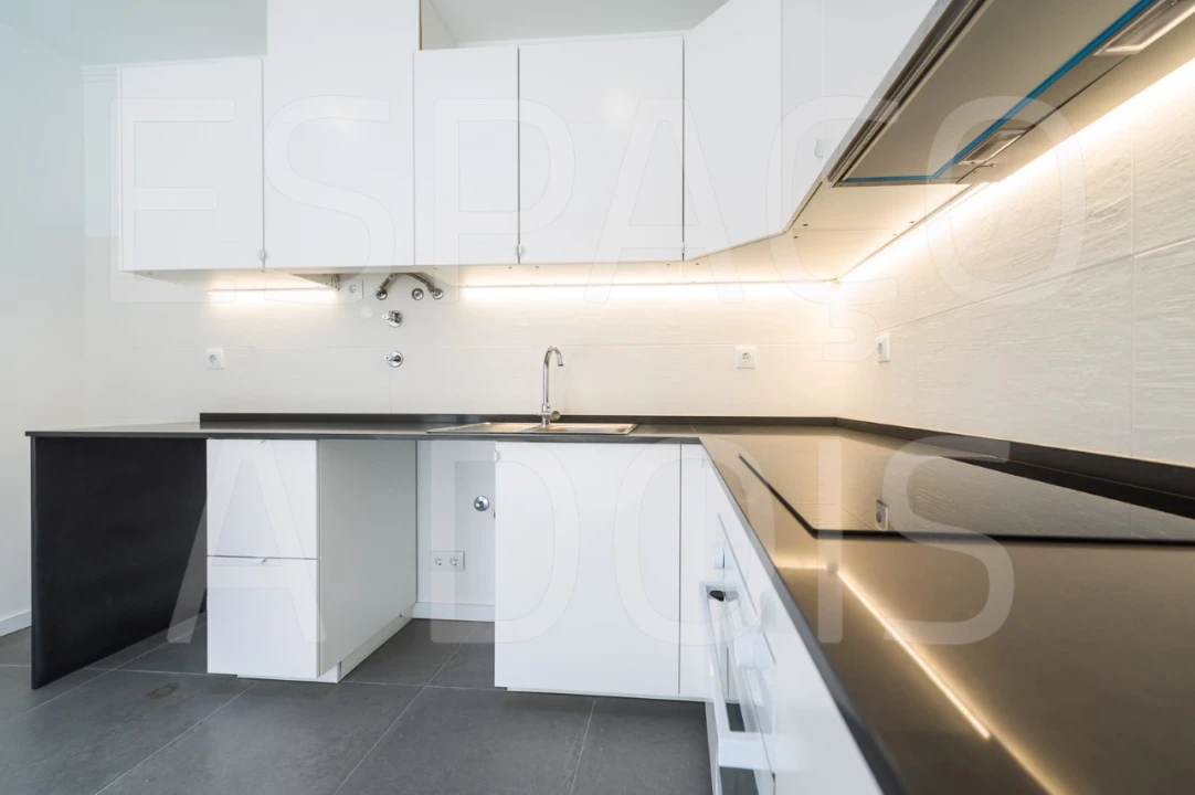 Moradia T2 para Venda em Mina de Água Foto 25