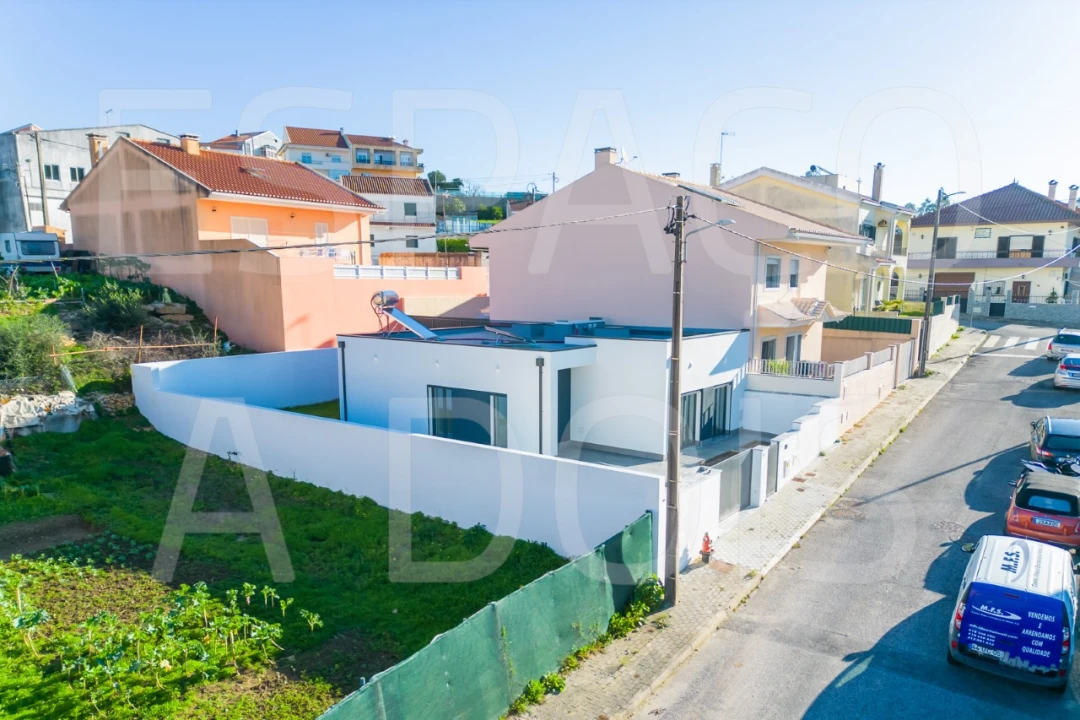 Moradia T2 para Venda em Mina de Água Foto 66