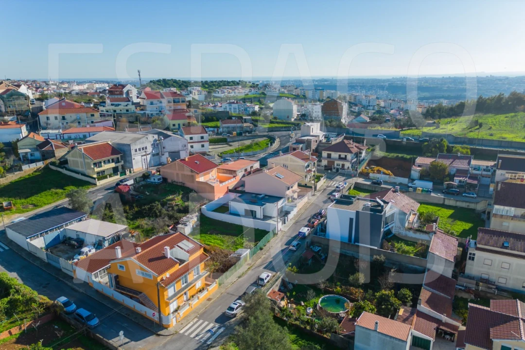 Moradia T2 para Venda em Mina de Água Foto 70