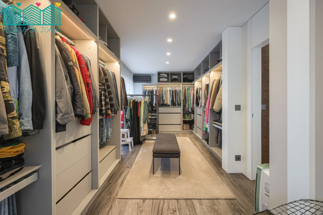 Moradia T4 para Venda em Eixo e Eirol Foto 44