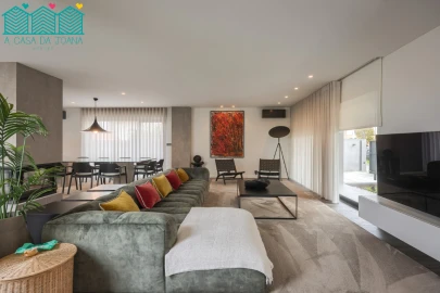 Moradia T4 para Venda em Eixo e Eirol
