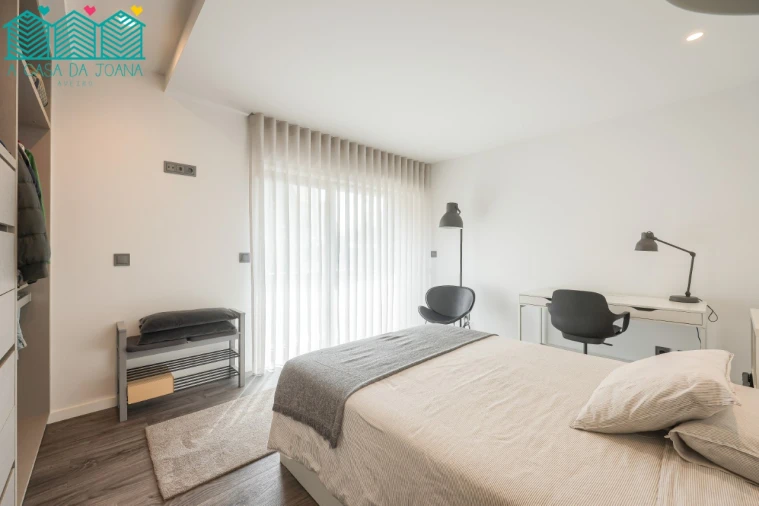 Moradia T4 para Venda em Eixo e Eirol Foto 55