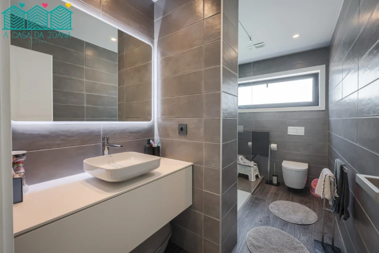 Moradia T4 para Venda em Eixo e Eirol Foto 56