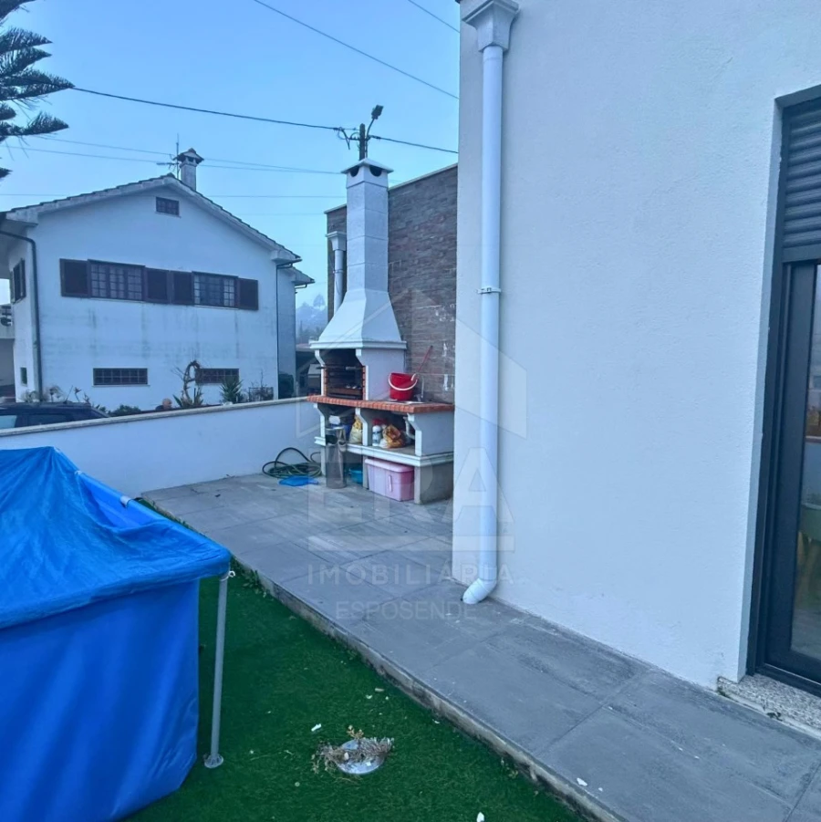 Moradia T3 para Venda em Mazarefes e Vila Fria Foto 24
