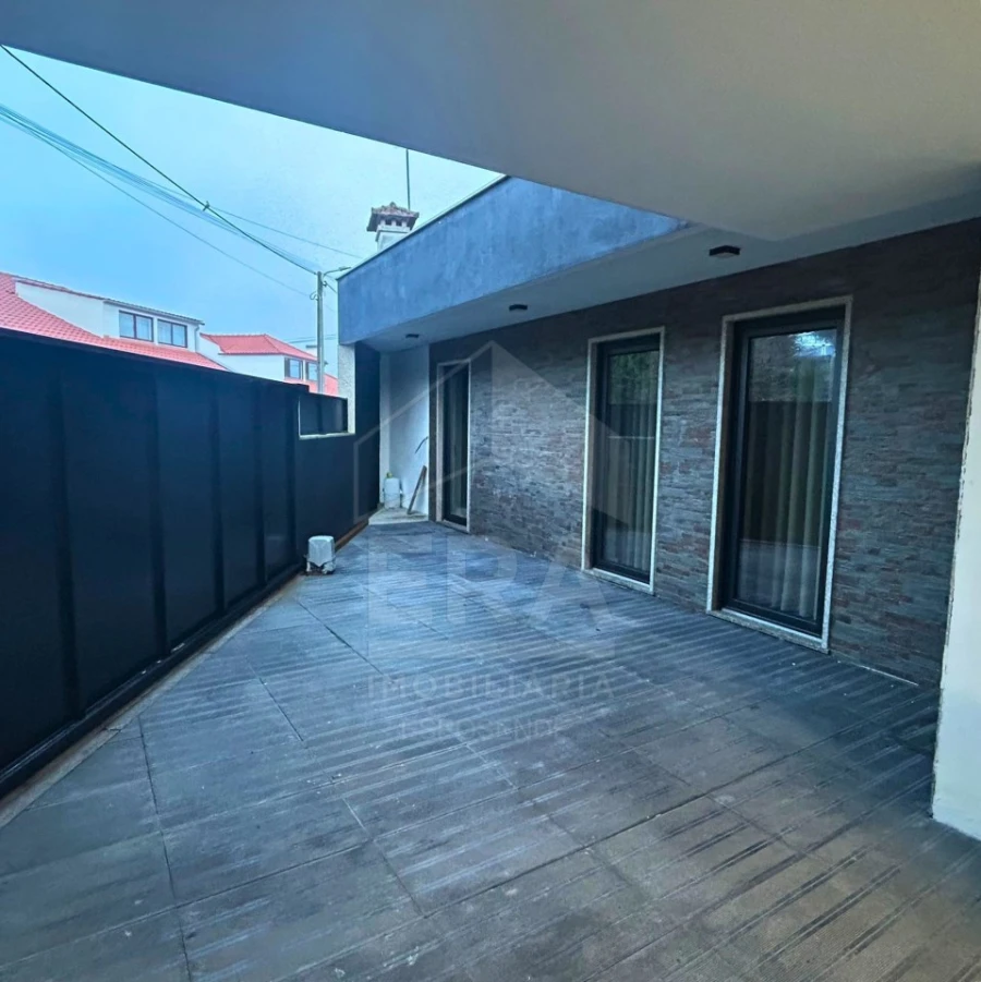 Moradia T3 para Venda em Mazarefes e Vila Fria Foto 25