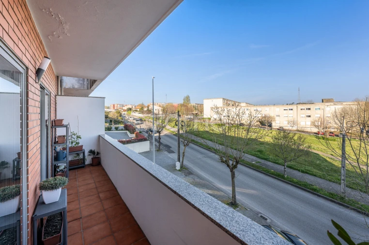 Apartamento T3 para Venda em Anta e Guetim Foto 17