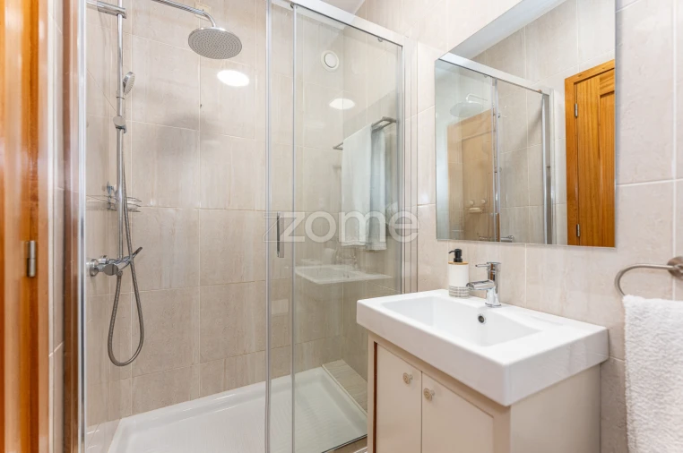 Apartamento T3 para Venda em Anta e Guetim Foto 25