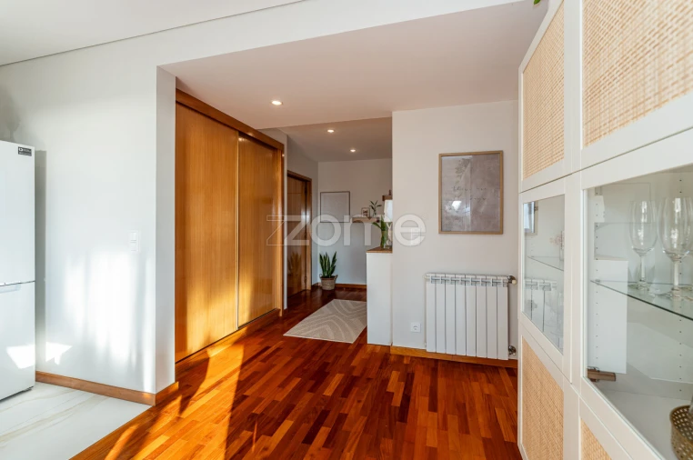 Apartamento T3 para Venda em Anta e Guetim Foto 9