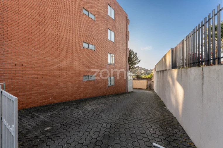 Apartamento T3 para Venda em Anta e Guetim Foto 34