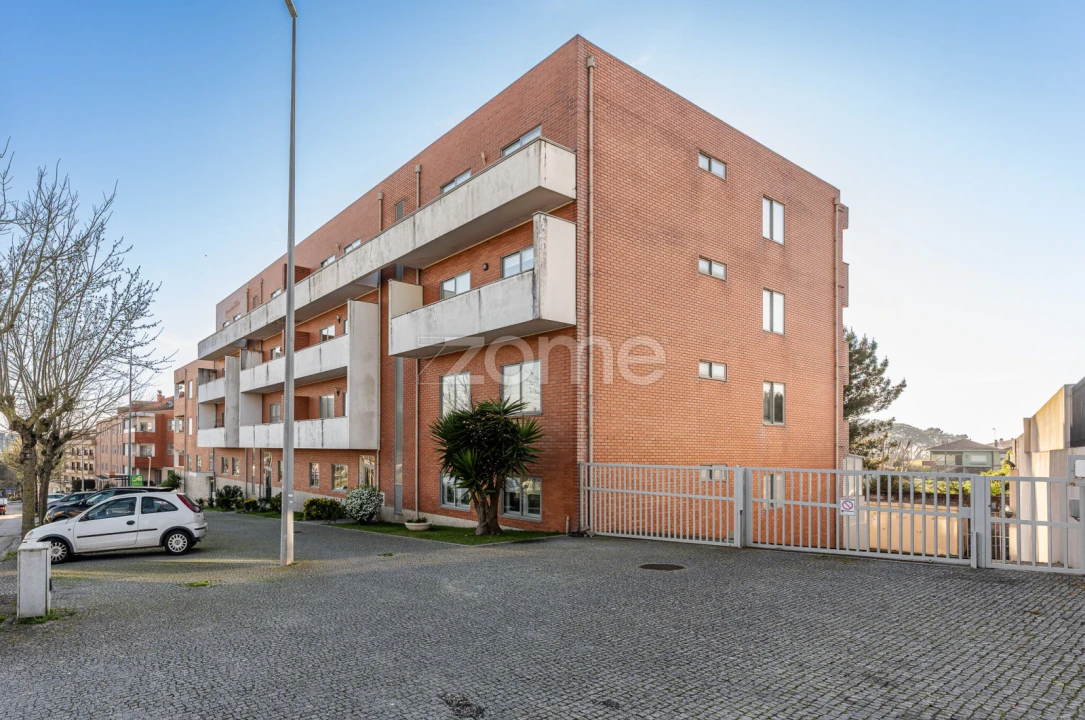 Apartamento T3 para Venda em Anta e Guetim Foto 33