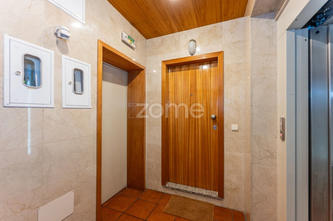 Apartamento T3 para Venda em Anta e Guetim Foto 28