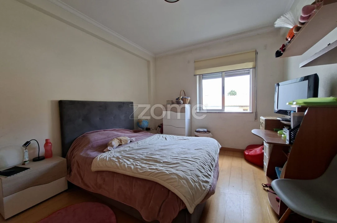 Apartamento T3 para Venda em Arganil Foto 12