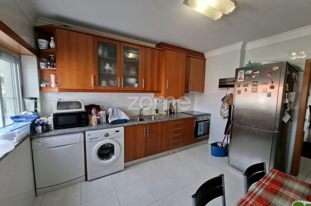 Apartamento T3 para Venda em Arganil Foto 2