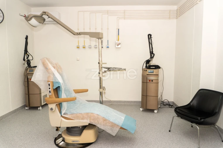 Prédio para Venda em Algés, Linda-A-Velha e Cruz Quebrada-Dafundo Foto 14