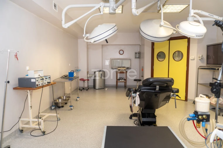 Prédio para Venda em Algés, Linda-A-Velha e Cruz Quebrada-Dafundo Foto 18