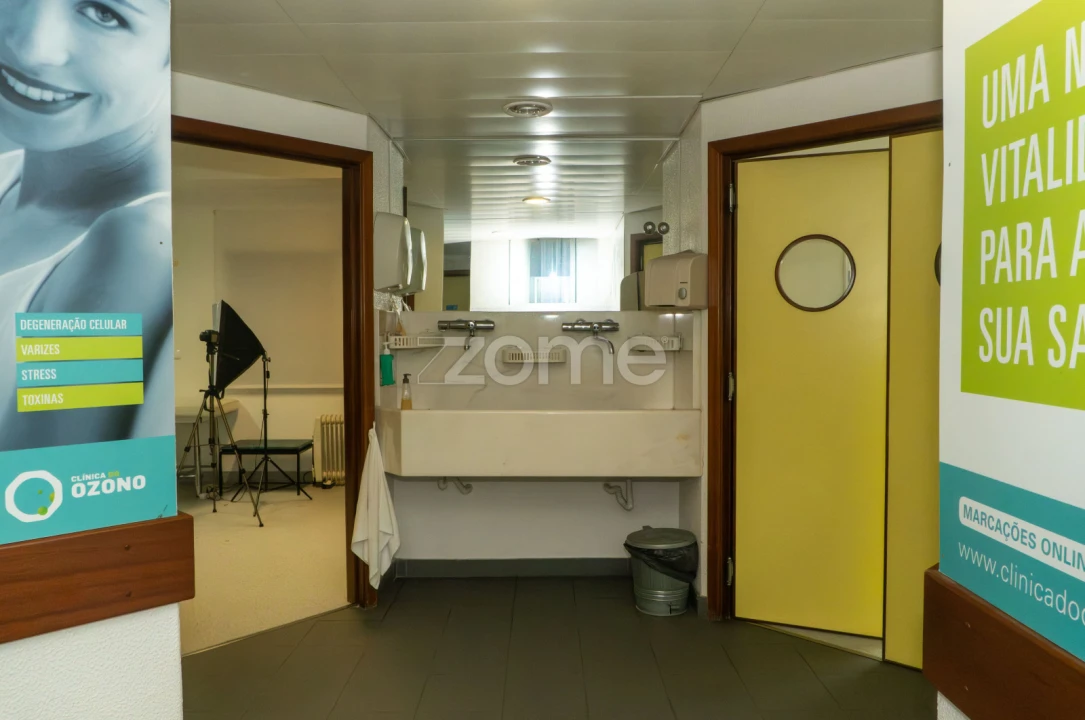 Prédio para Venda em Algés, Linda-A-Velha e Cruz Quebrada-Dafundo Foto 22