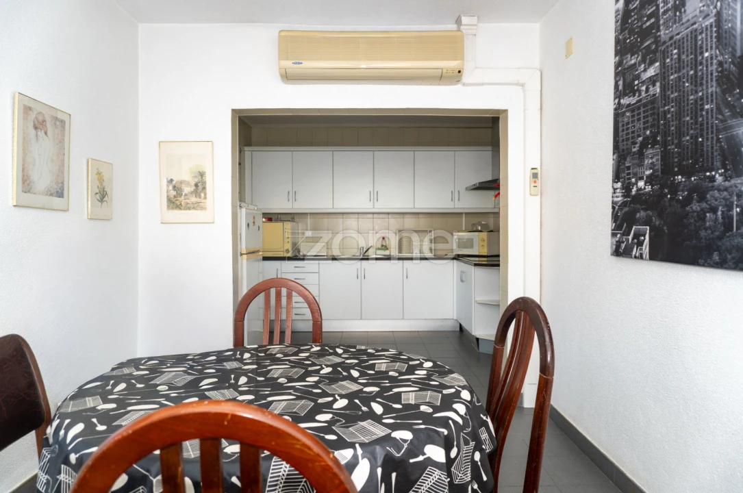 Prédio para Venda em Algés, Linda-A-Velha e Cruz Quebrada-Dafundo Foto 32