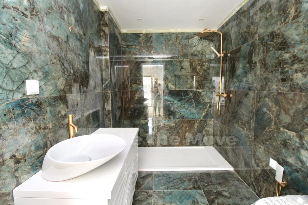 Moradia T4 para Venda em Moncarapacho e Fuseta Foto 10