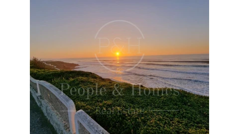 Moradia T3 para Arrendamento em Ericeira