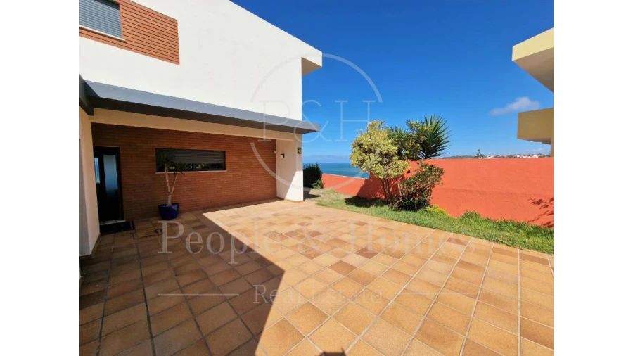 Moradia T3 para Arrendamento em Ericeira Foto 3