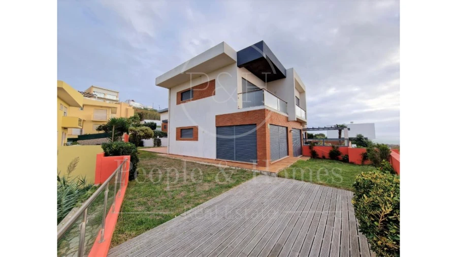 Moradia T3 para Arrendamento em Ericeira Foto 28