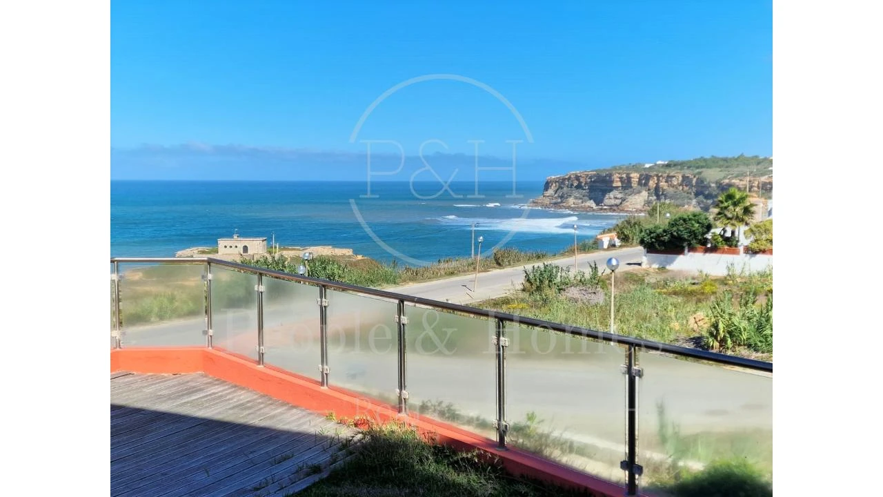 Moradia T3 para Arrendamento em Ericeira Foto 1