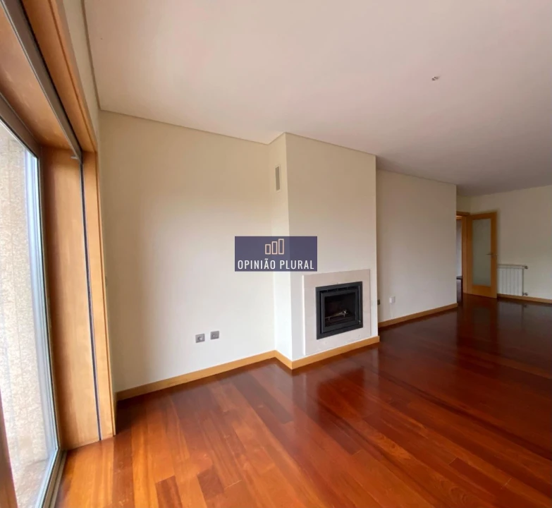 Apartamento T2 para Venda em São Felix da Marinha Foto 1