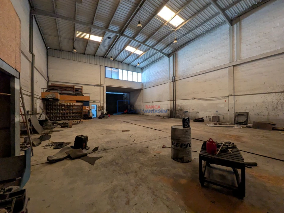 Armazém para Venda em Alverca do Ribatejo e Sobralinho Foto 4