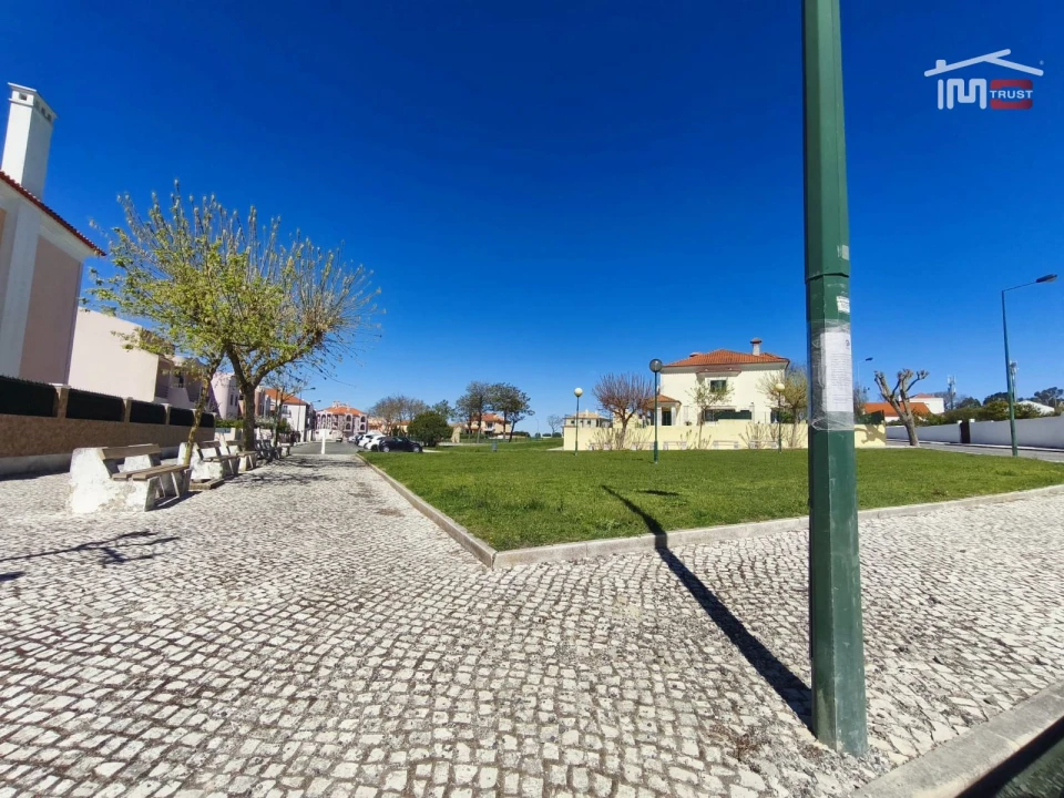 Moradia T3 para Venda em Atalaia e Alto Estanqueiro-Jardia Foto 18