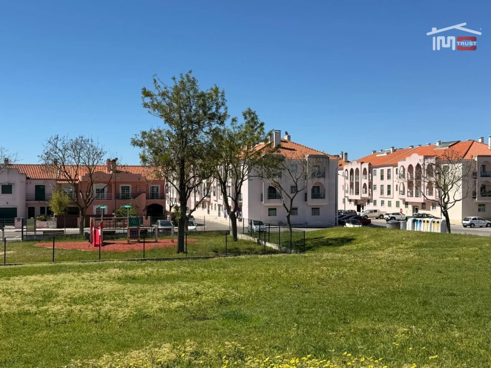 Moradia T3 para Venda em Atalaia e Alto Estanqueiro-Jardia Foto 24