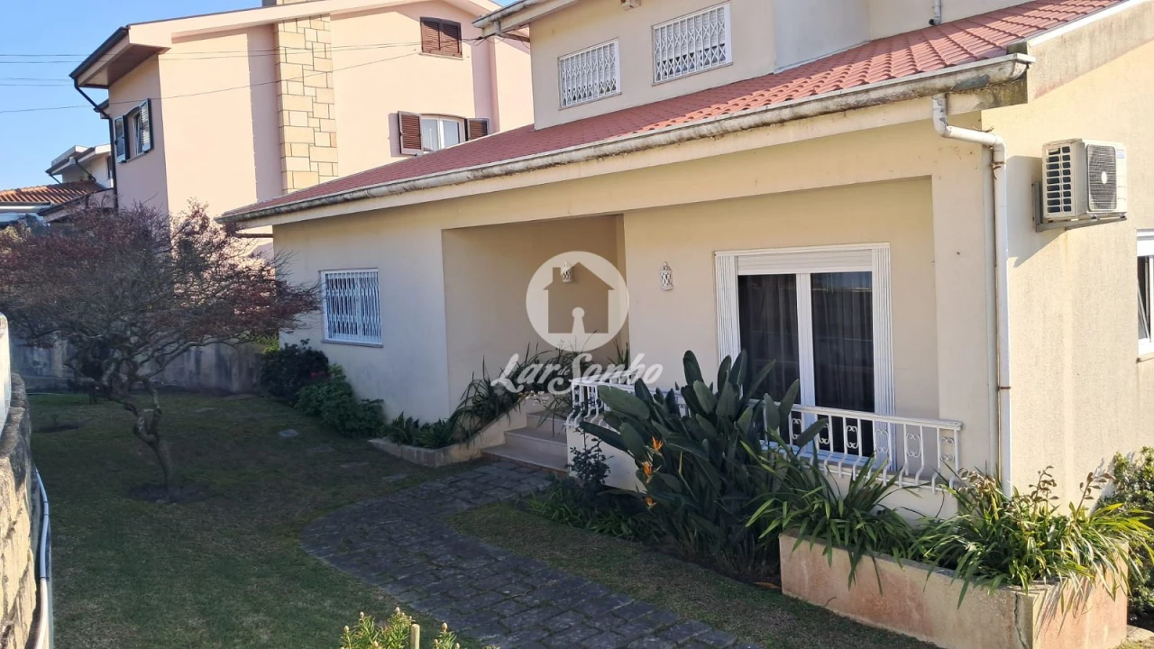 Moradia T3 para Venda em Gondomar (São Cosme), Valbom e Jovim Foto 5