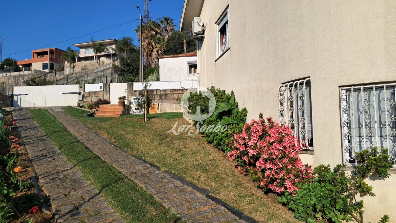 Moradia T3 para Venda em Gondomar (São Cosme), Valbom e Jovim Foto 9