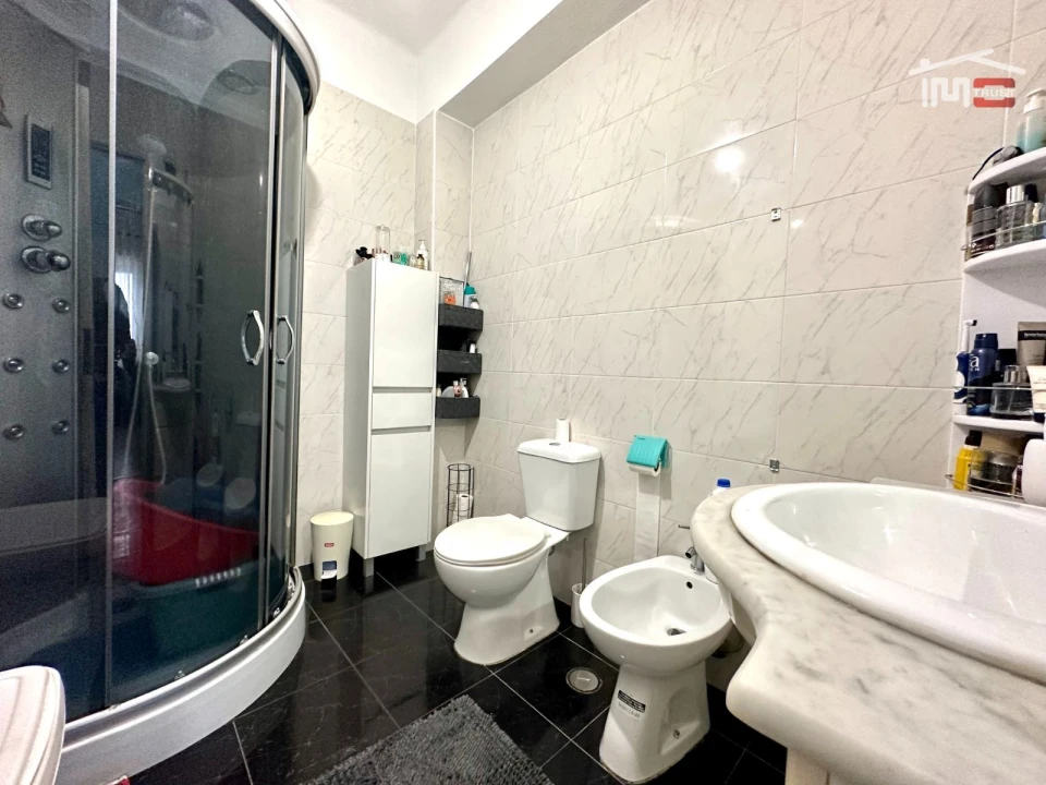 Apartamento T3 para Venda em Seixal, Arrentela e Aldeia de Paio Pires Foto 20