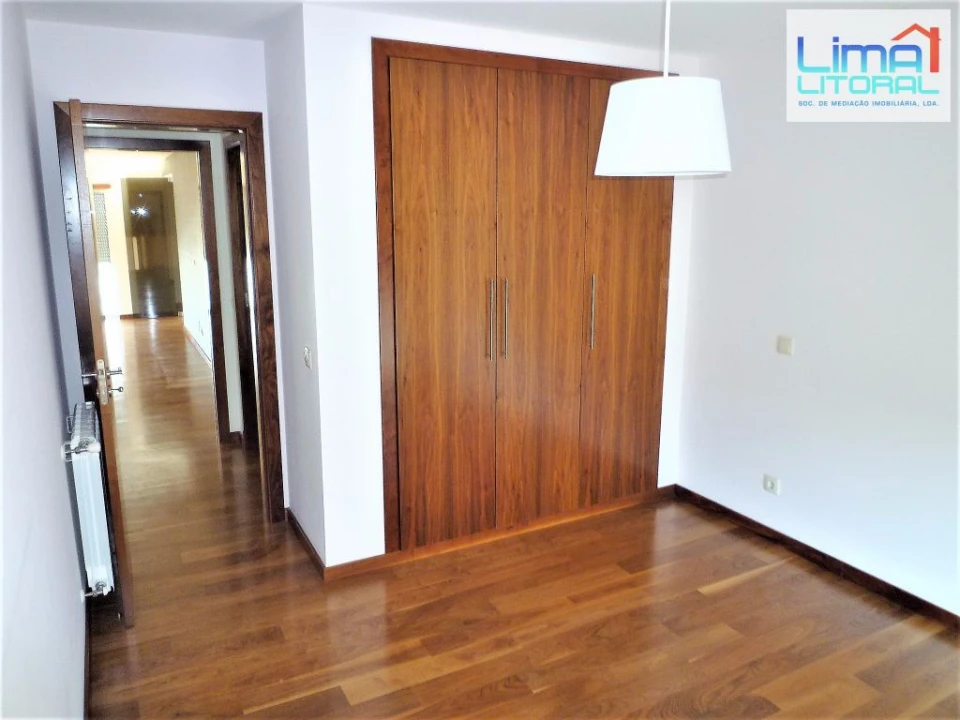 Apartamento T2 para Arrendamento em Leiria, Pousos, Barreira e Cortes Foto 12