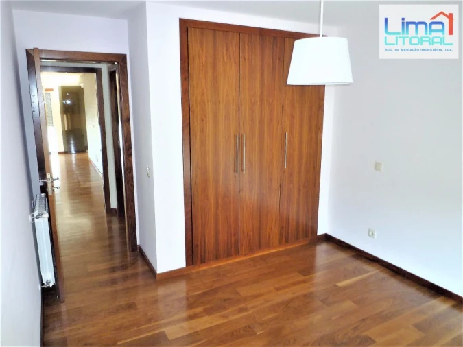 Apartamento T2 para Arrendamento em Leiria, Pousos, Barreira e Cortes Foto 12