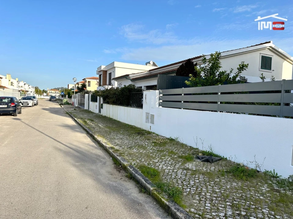 Moradia T5 para Venda em Azeitão (São Lourenço e São Simão) Foto 12