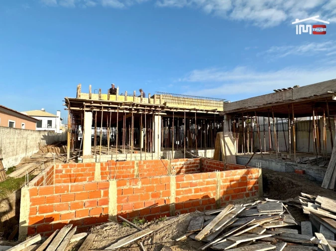 Moradia T5 para Venda em Azeitão (São Lourenço e São Simão) Foto 10