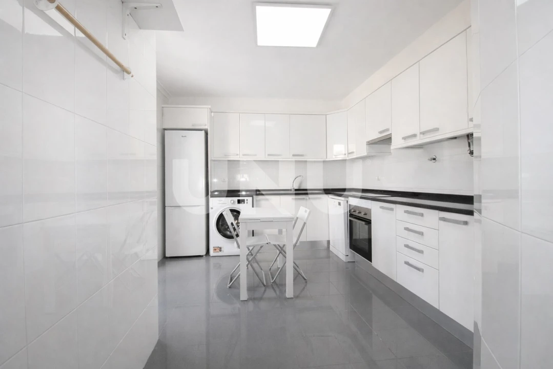 Apartamento T2 para Arrendamento em Vila Franca de Xira Foto 6