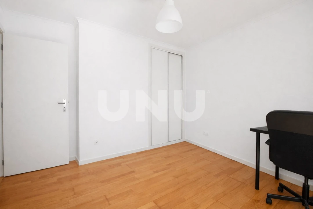 Apartamento T2 para Arrendamento em Vila Franca de Xira Foto 11