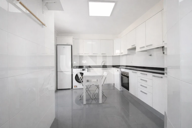 Apartamento T2 para Arrendamento em Vila Franca de Xira Foto 6