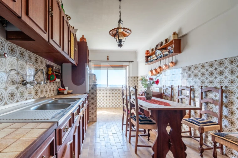 Apartamento T3 para Venda em Cantar-Galo e Vila do Carvalho Foto 16