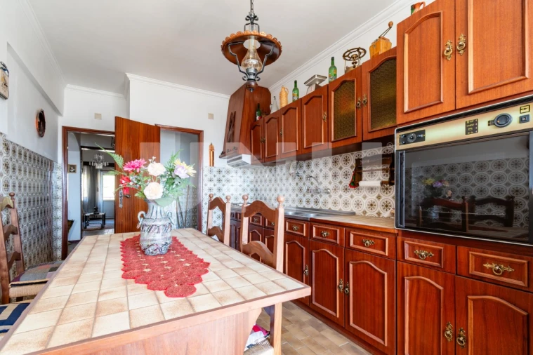 Apartamento T3 para Venda em Cantar-Galo e Vila do Carvalho Foto 18