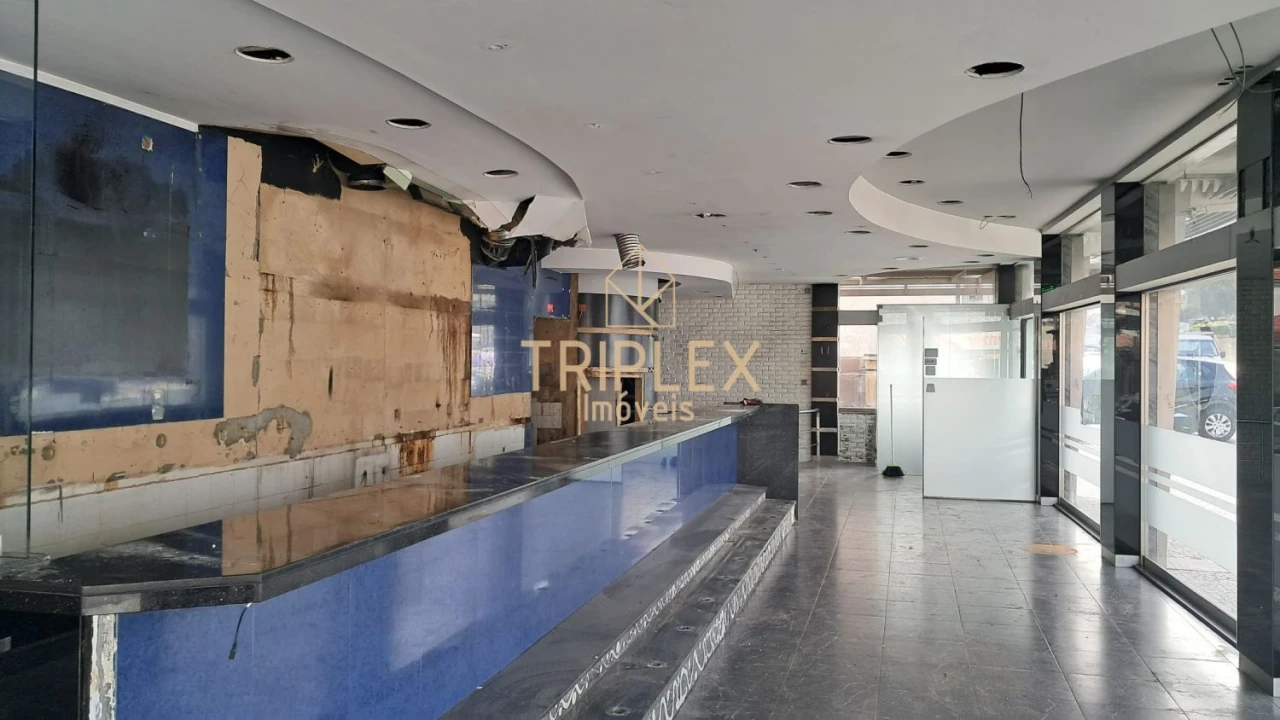 Loja para Arrendamento em Rio Tinto Foto 7