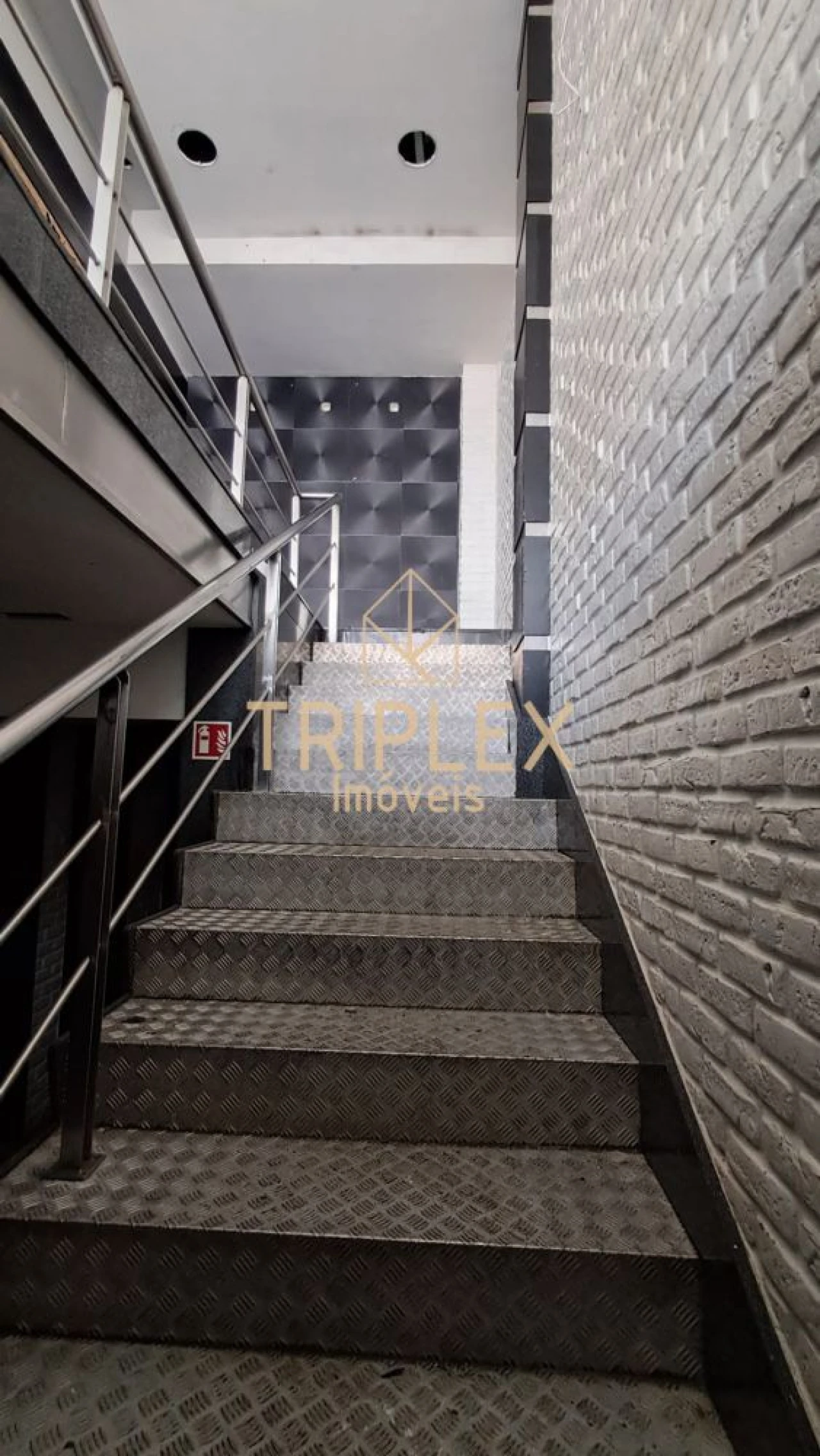 Loja para Arrendamento em Rio Tinto Foto 26