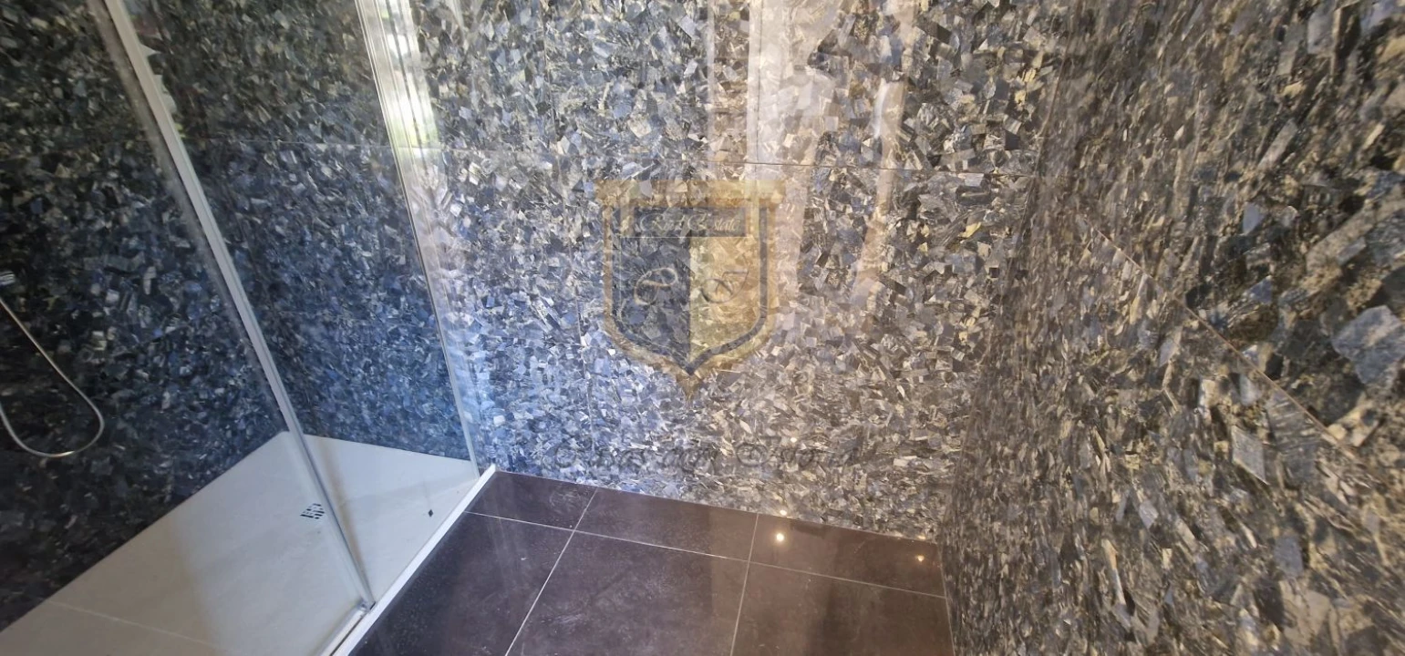 Moradia T7 para Venda em São Pedro da Cadeira Foto 24