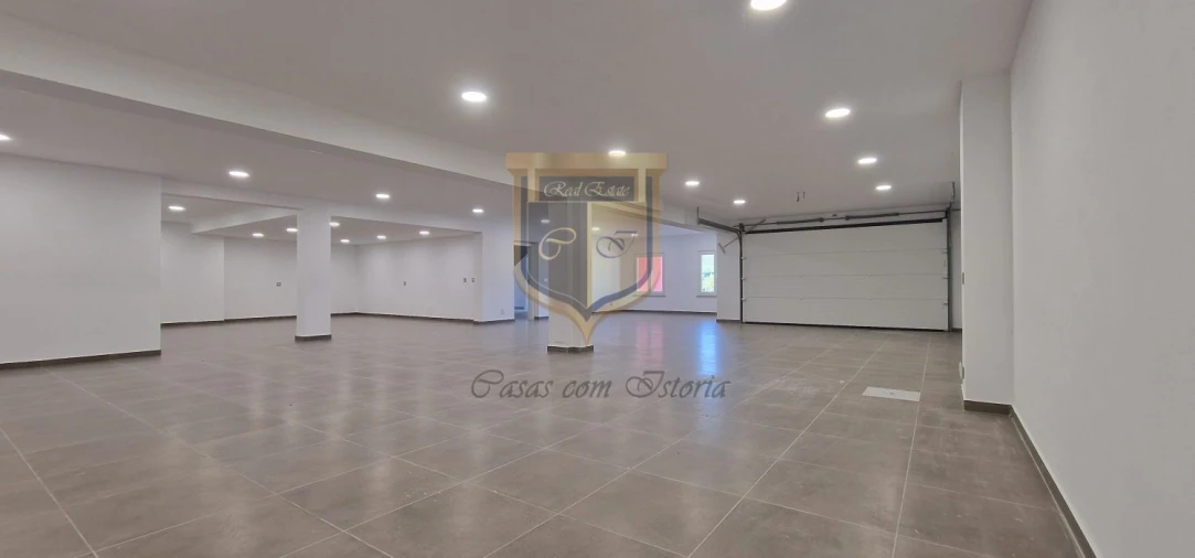 Moradia T7 para Venda em São Pedro da Cadeira Foto 48